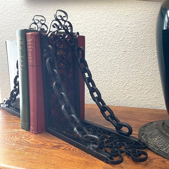 Vtg Victorian Unique Pair Steampunk Gothic Black Heavy Metal Chain Bookends Rare - Picture 4 of 7